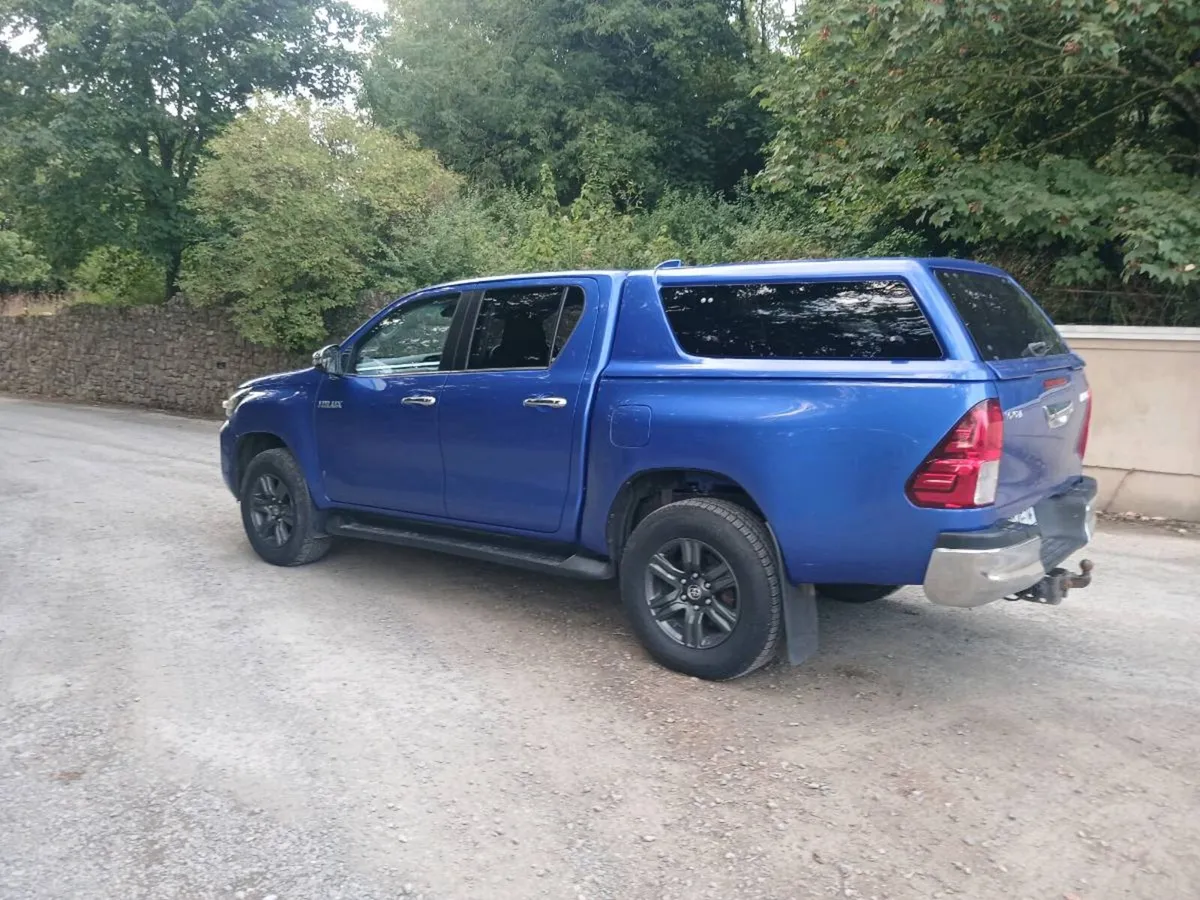 Toyota hilux - Image 3
