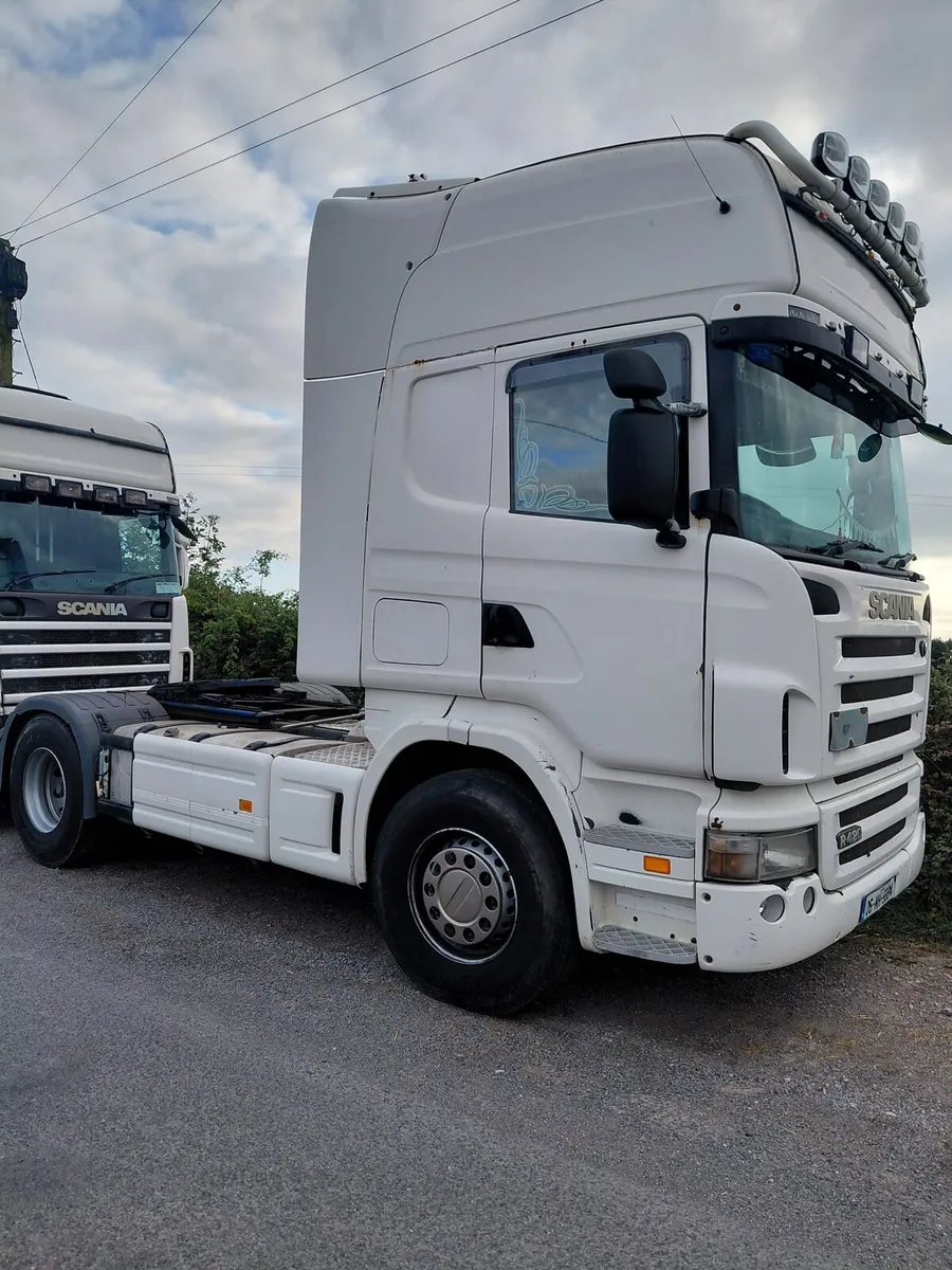 Lorries - Image 2