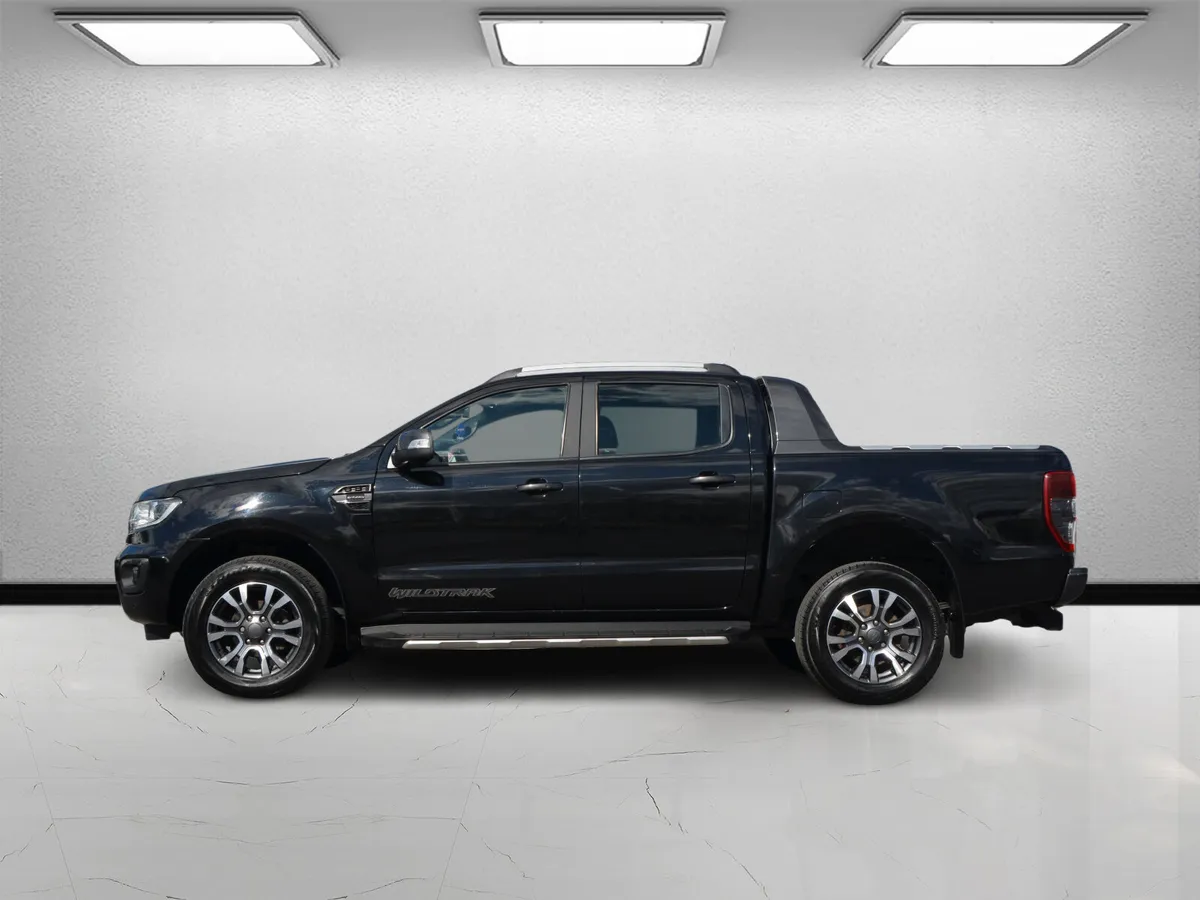 Ford Ranger Wildtrak auto with tiny kms - Image 4