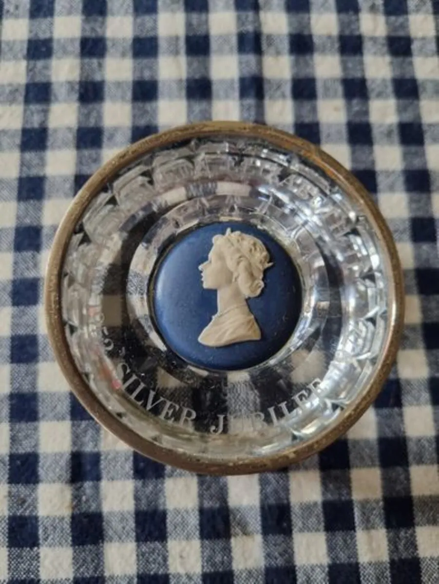 Queen Elizabeth Wedgwood Sterling Silver - Image 1
