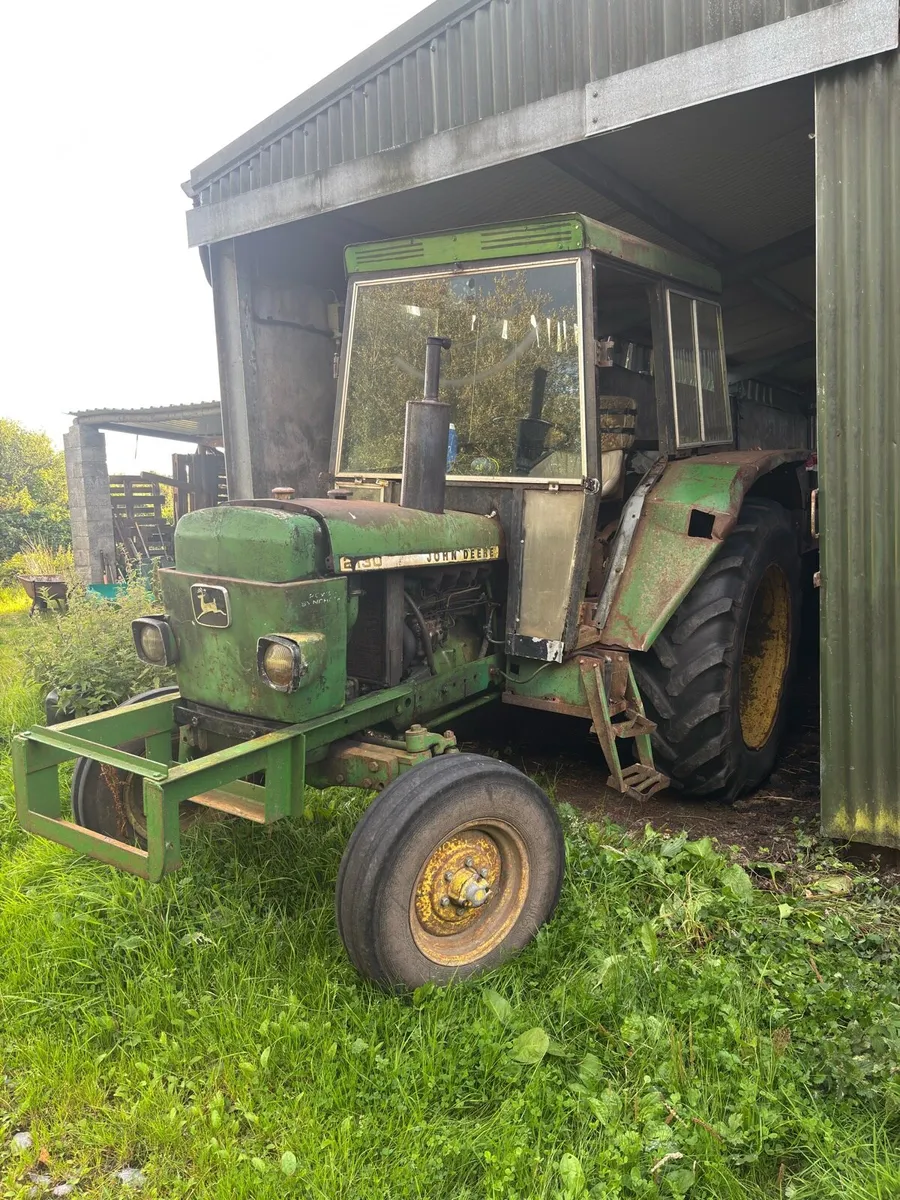 John Deere 2130 - Image 1