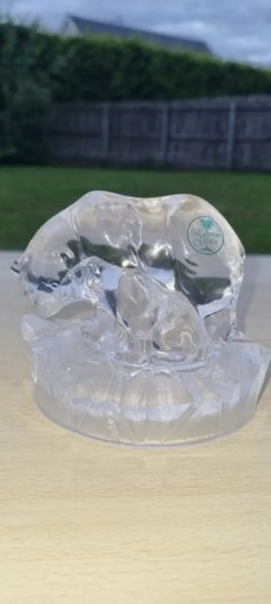 Eamon glass polar bears - Image 2
