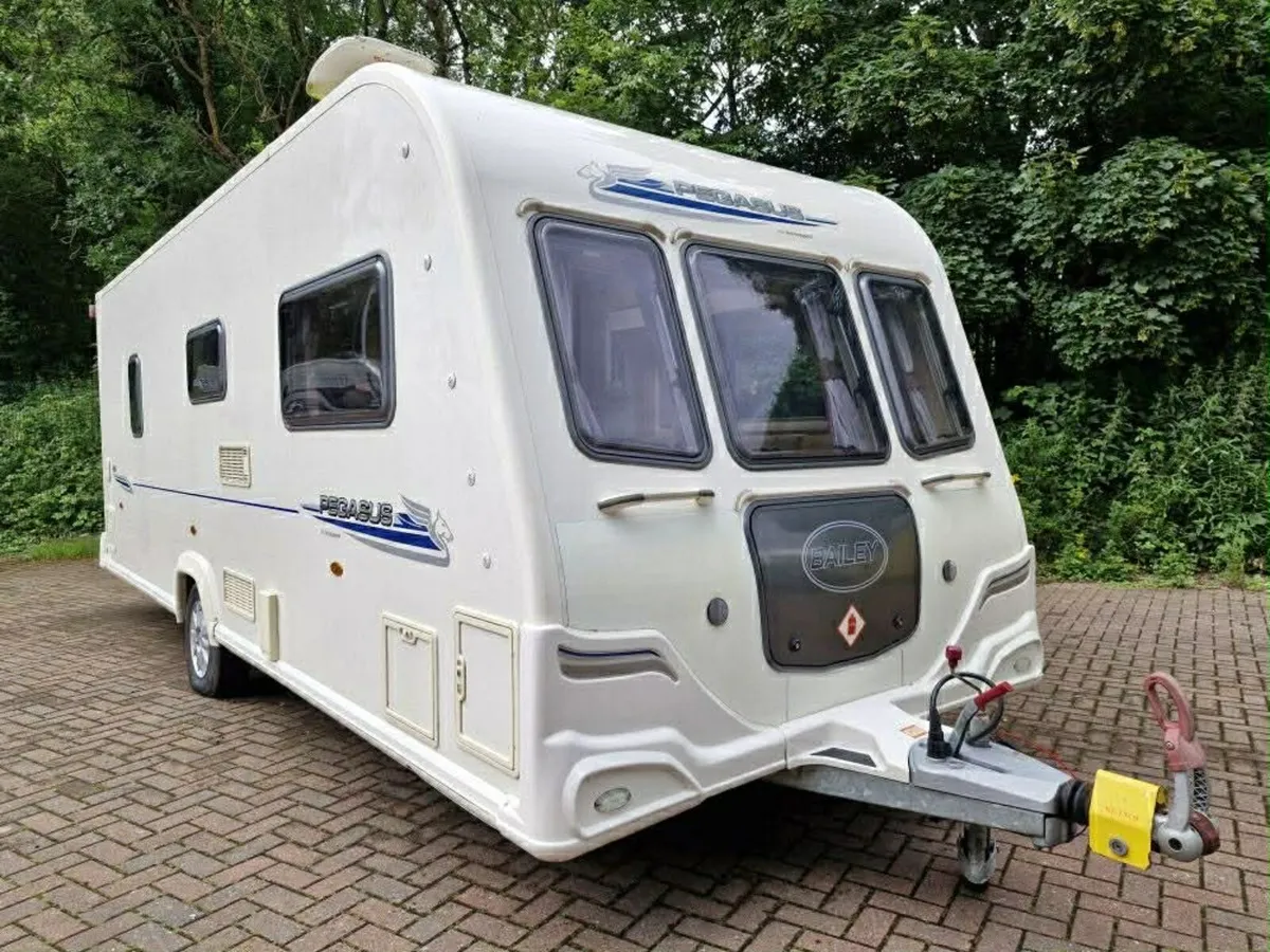 Caravan - Image 4