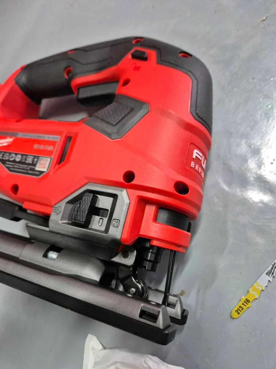 Milwaukee M18FJS Fuel Jigsaw Body - Image 3