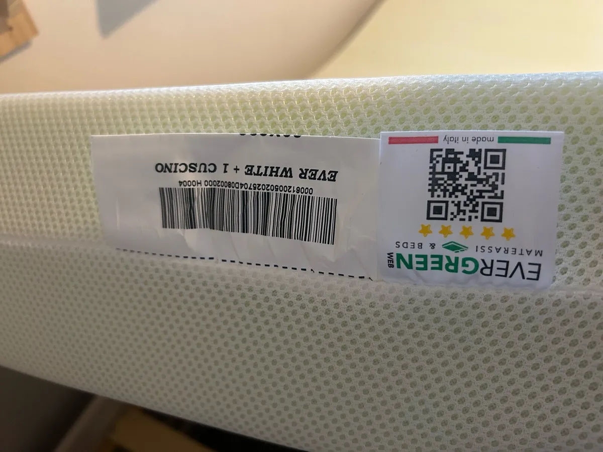 Free  small bed & mattress - Image 2