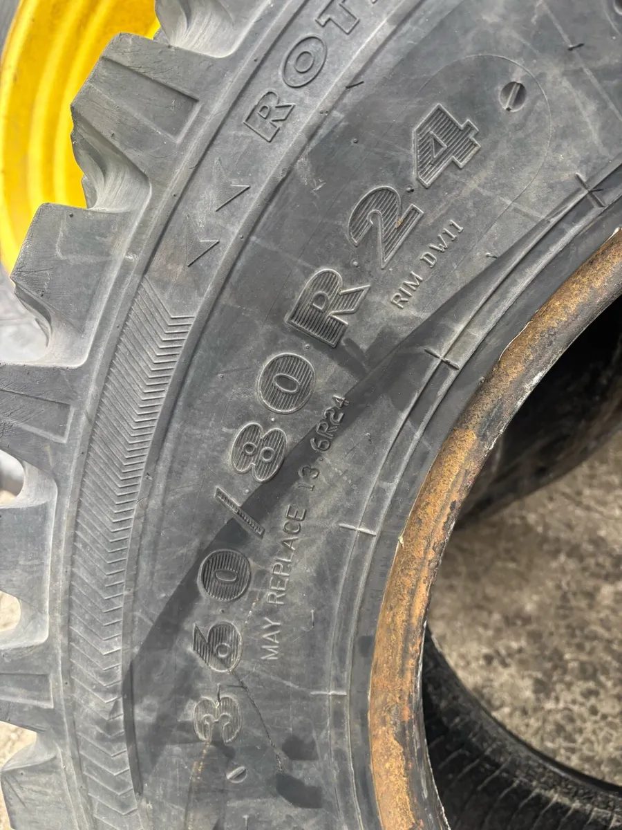 Tractor Tyres/ suitable golf course - Image 4