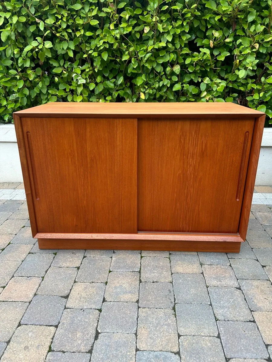 Danish record sideboard tv unit retro vintage - Image 1