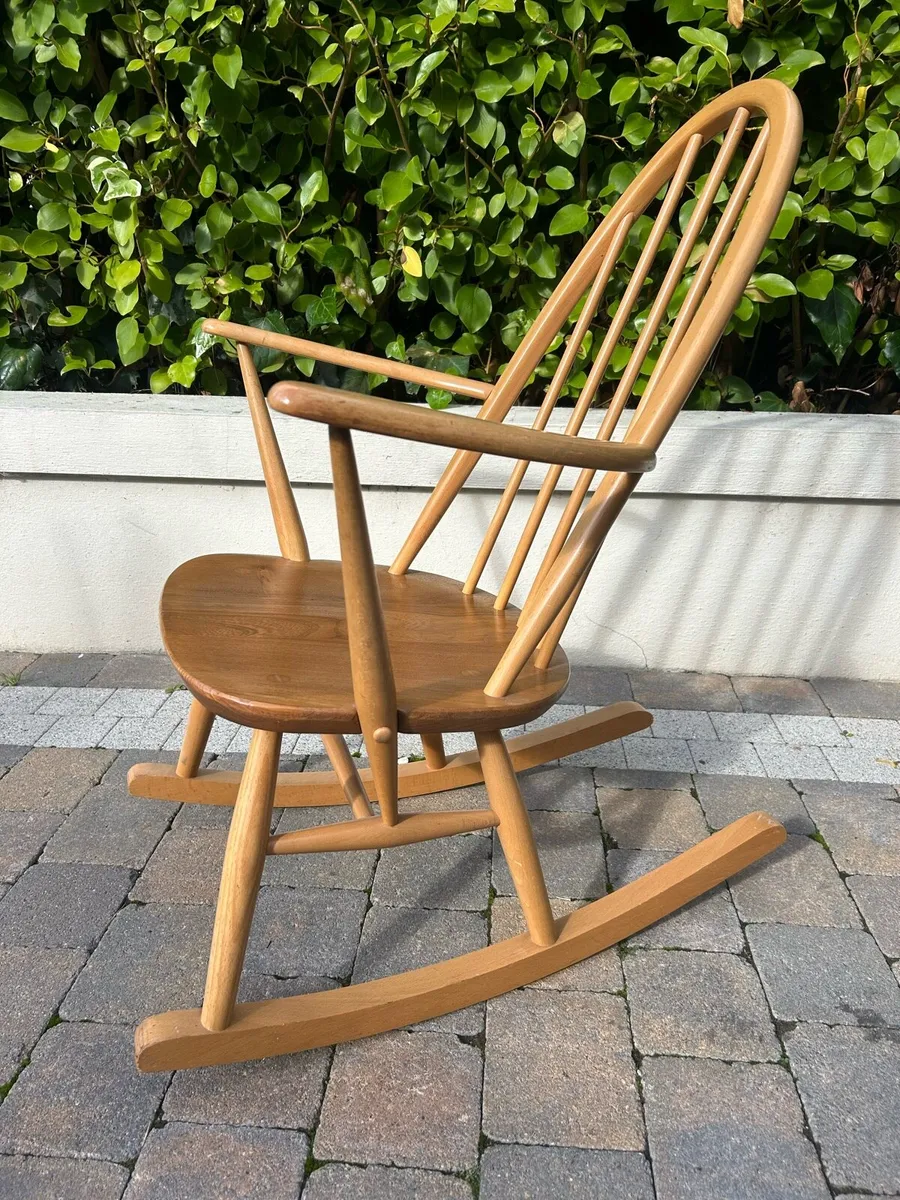 Ercol blonde rocker chair mid century retro - Image 1
