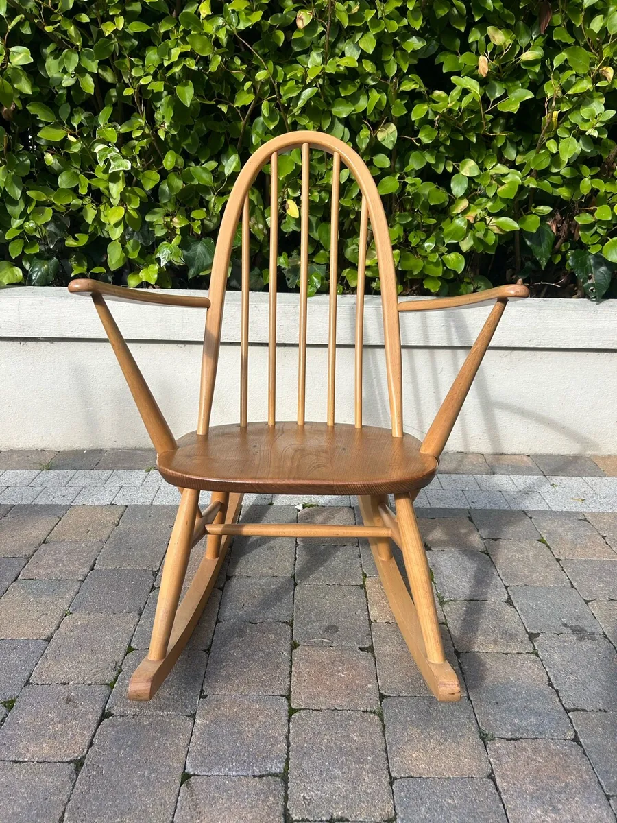 Ercol blonde rocker chair mid century retro - Image 2