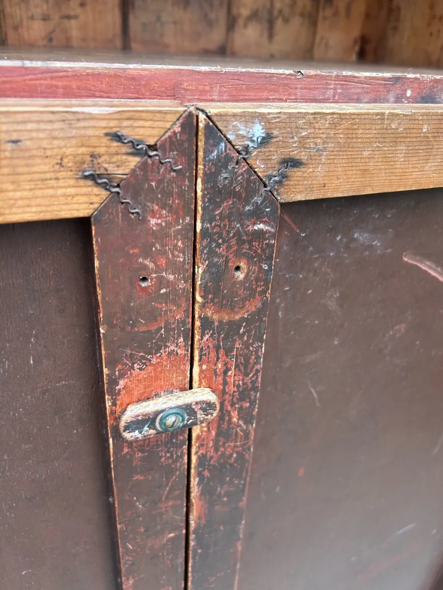 Cottage antique pine pantry cupboard - Image 4