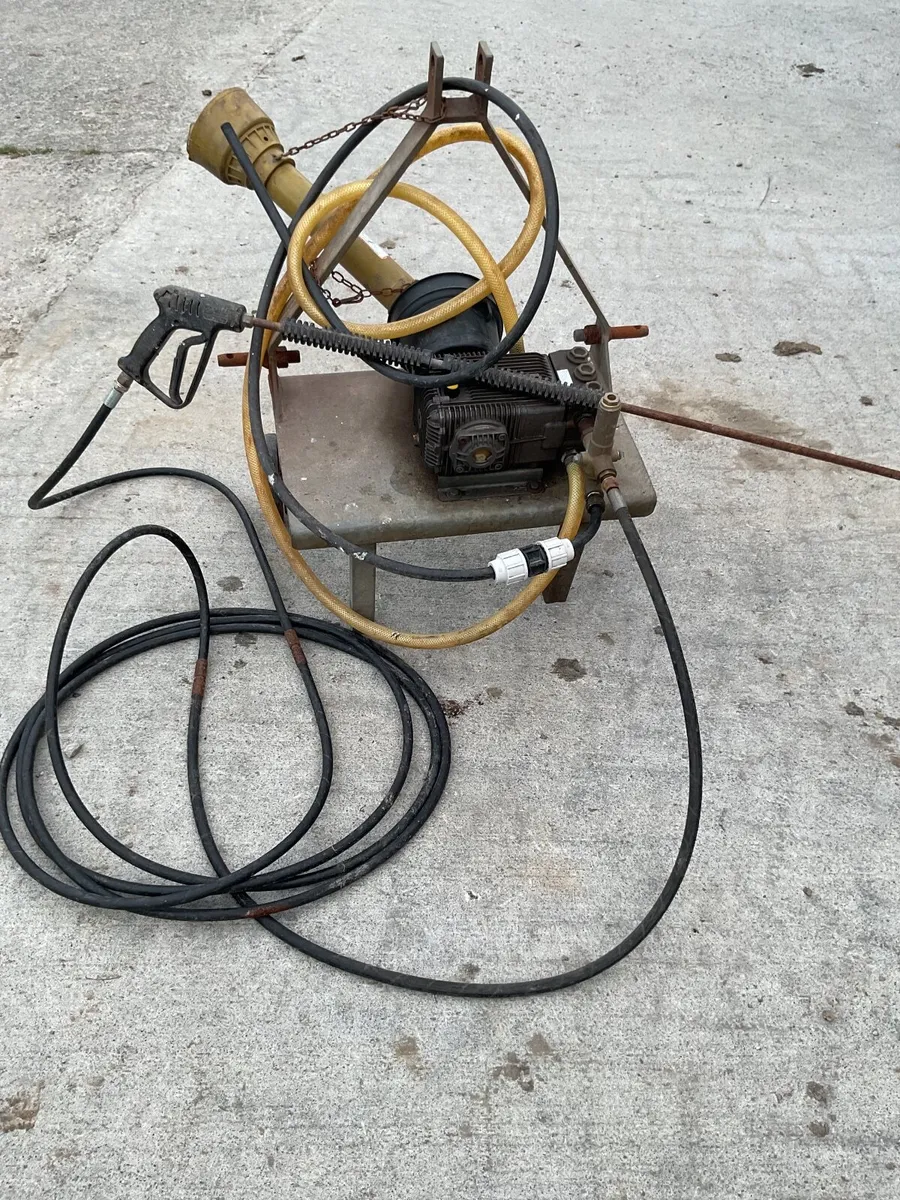Pressure washer for repair. - Image 2