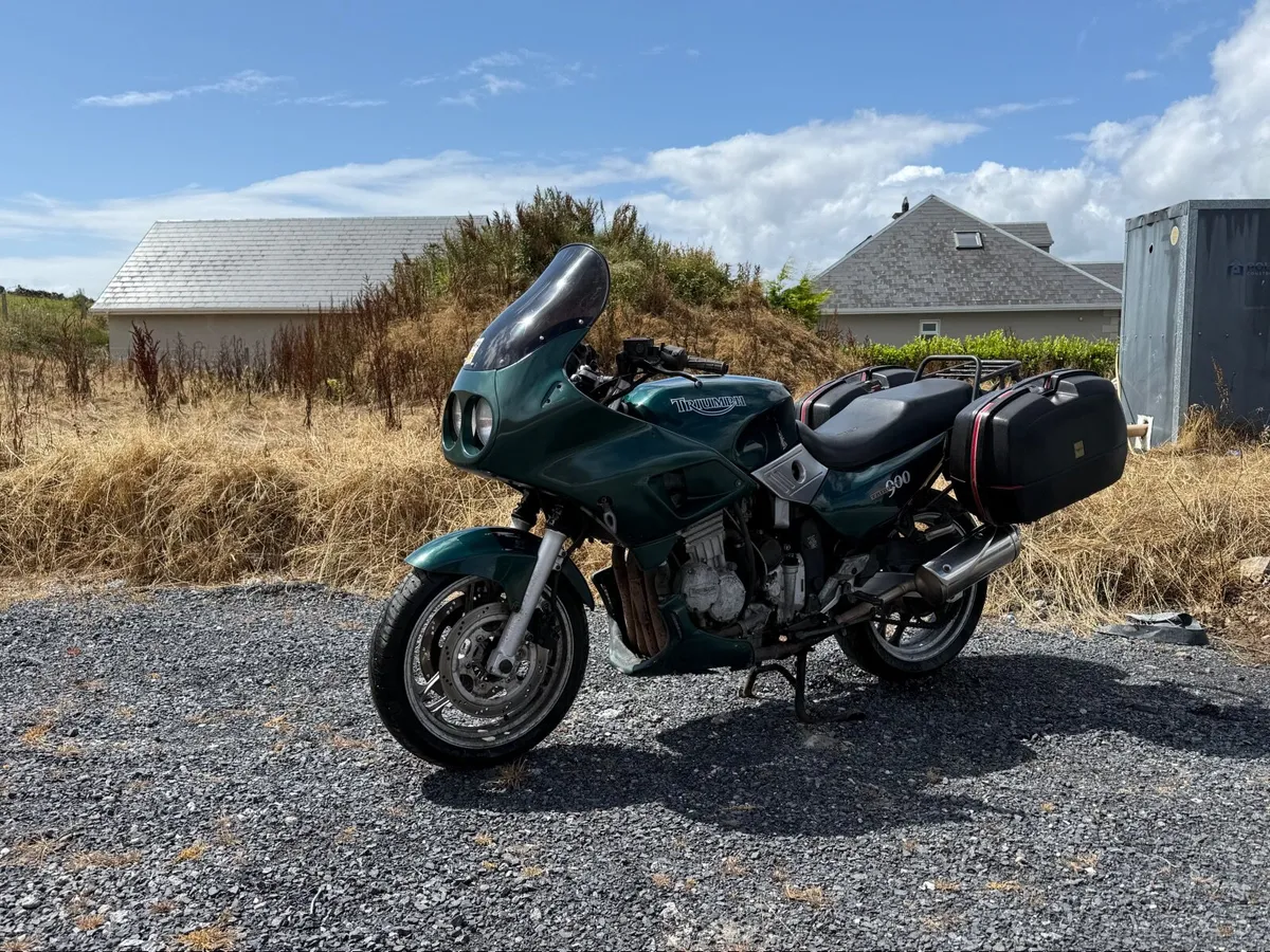 Triumph 900 €650 🌟🌟🌟🌟🌟 - Image 1