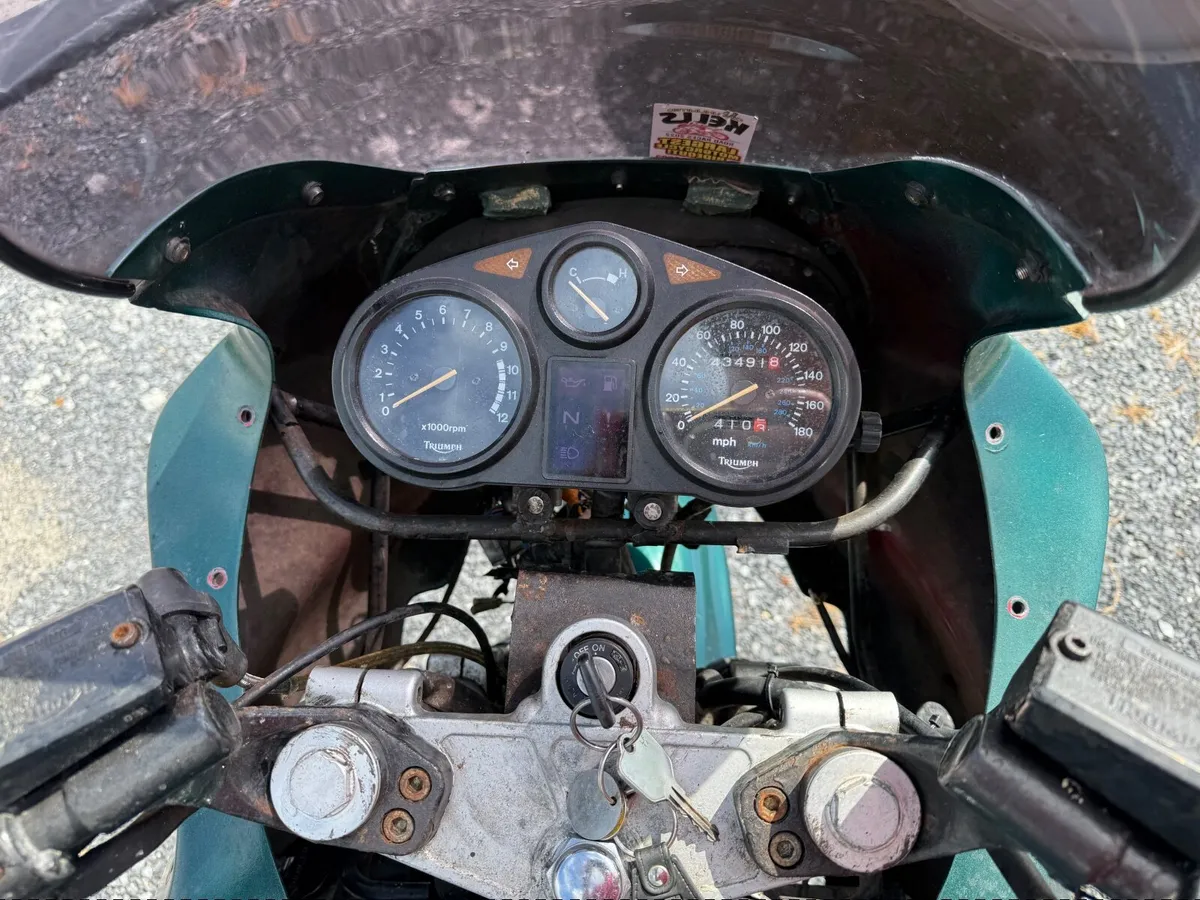 Triumph 900 - Image 2