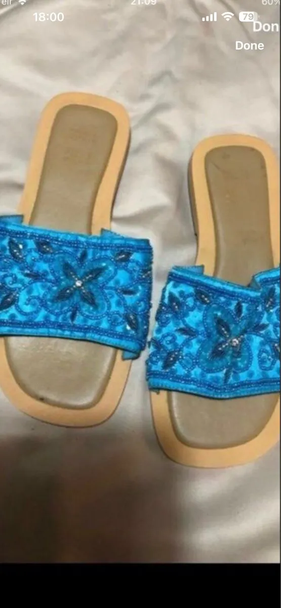 Ladies new sliders size 3 €5 - Image 3