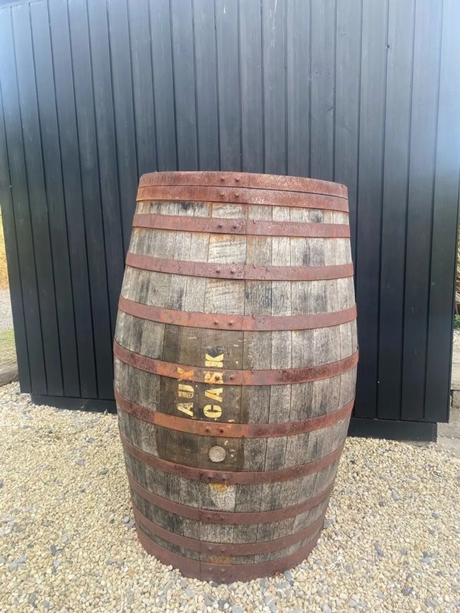 XL Oak whiskey barrel - Image 2