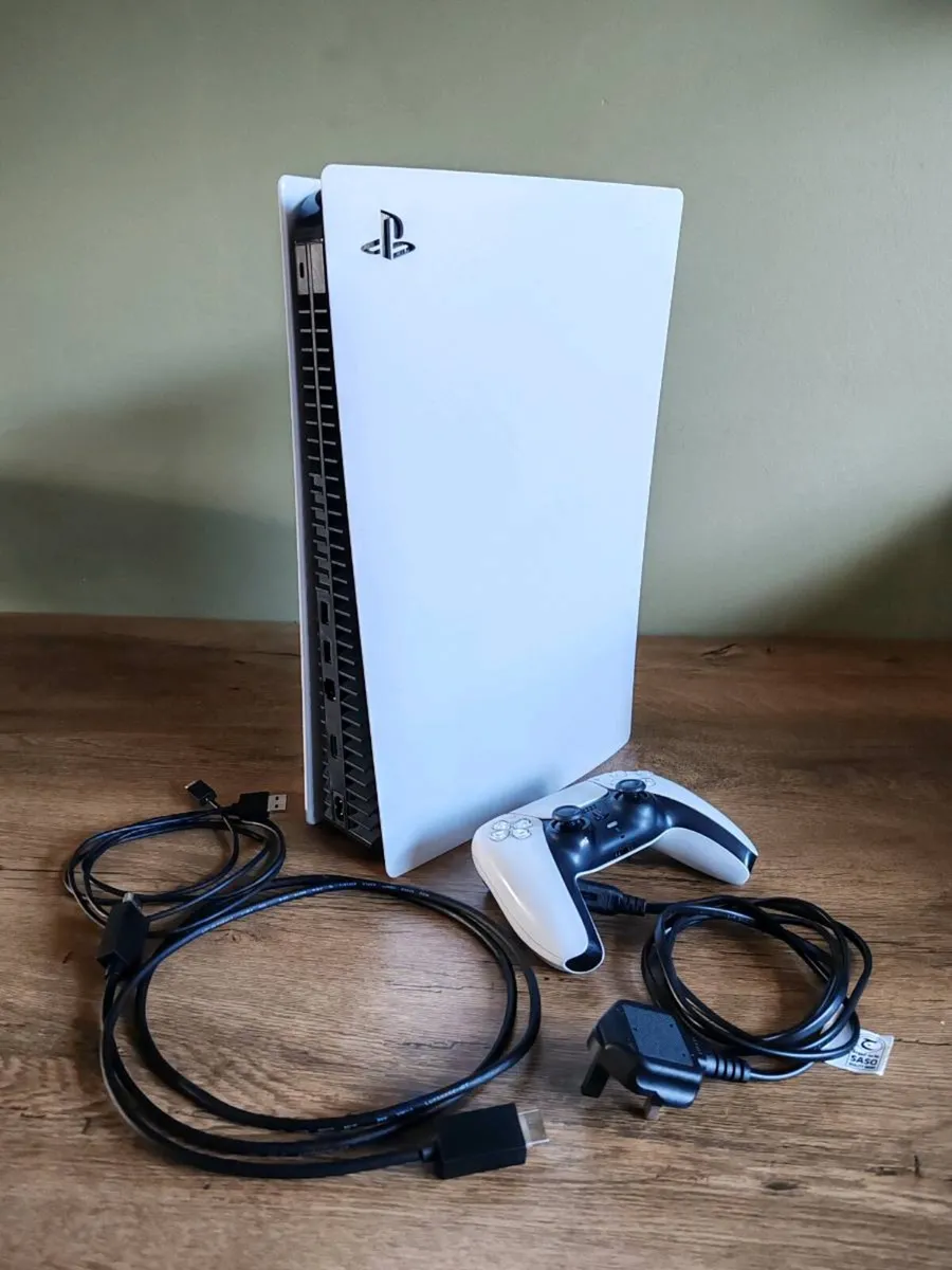 PS5 standard edition 825gb in mint condition - Image 2