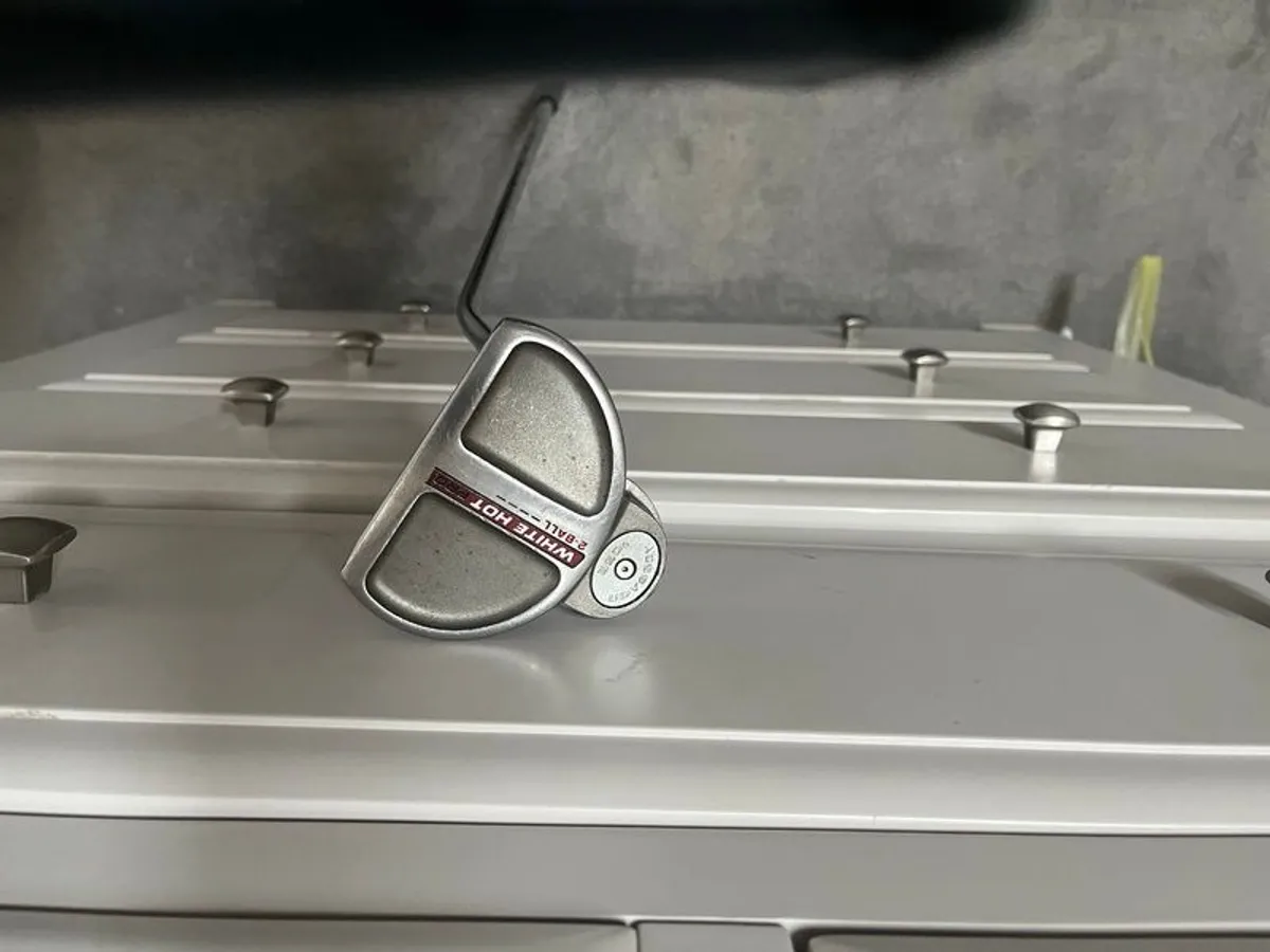 Odyssey Golf putter - Image 3