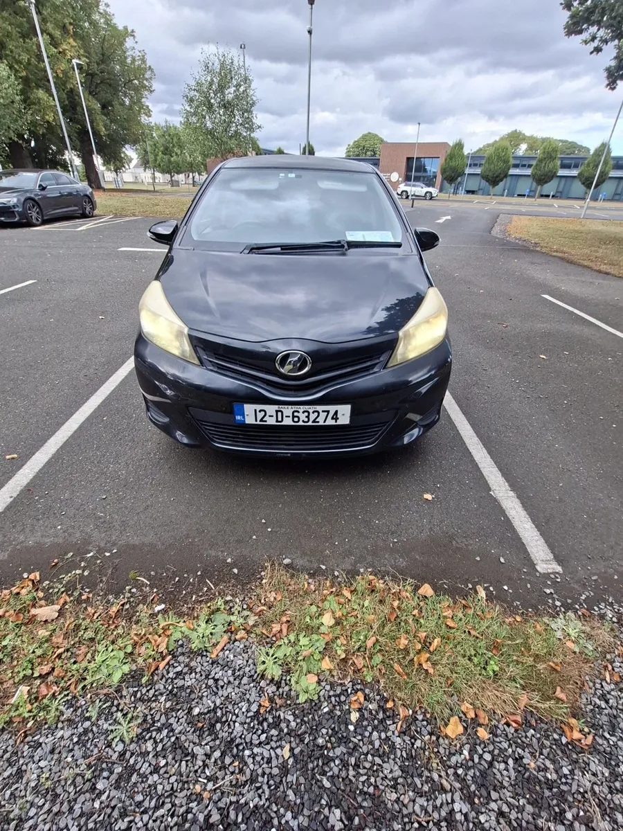 Toyota vitz - Image 4