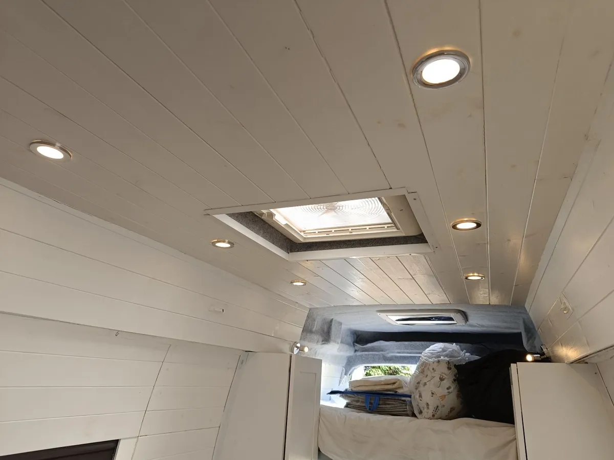 NISSAN NV400 CAMPER 5 SEAT NEW DOE - Image 4