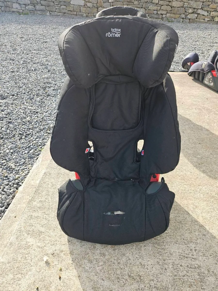 Car seats - Image 2