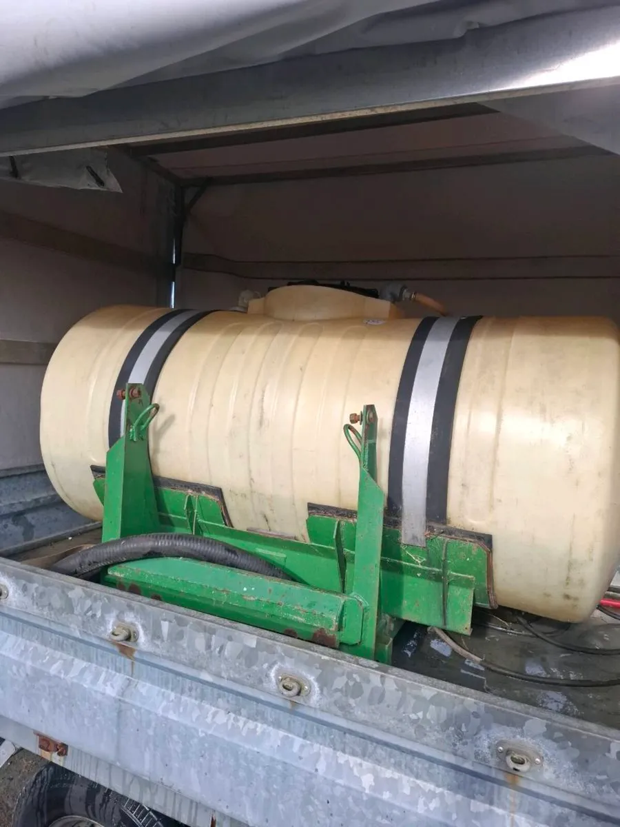 Tank - Image 2
