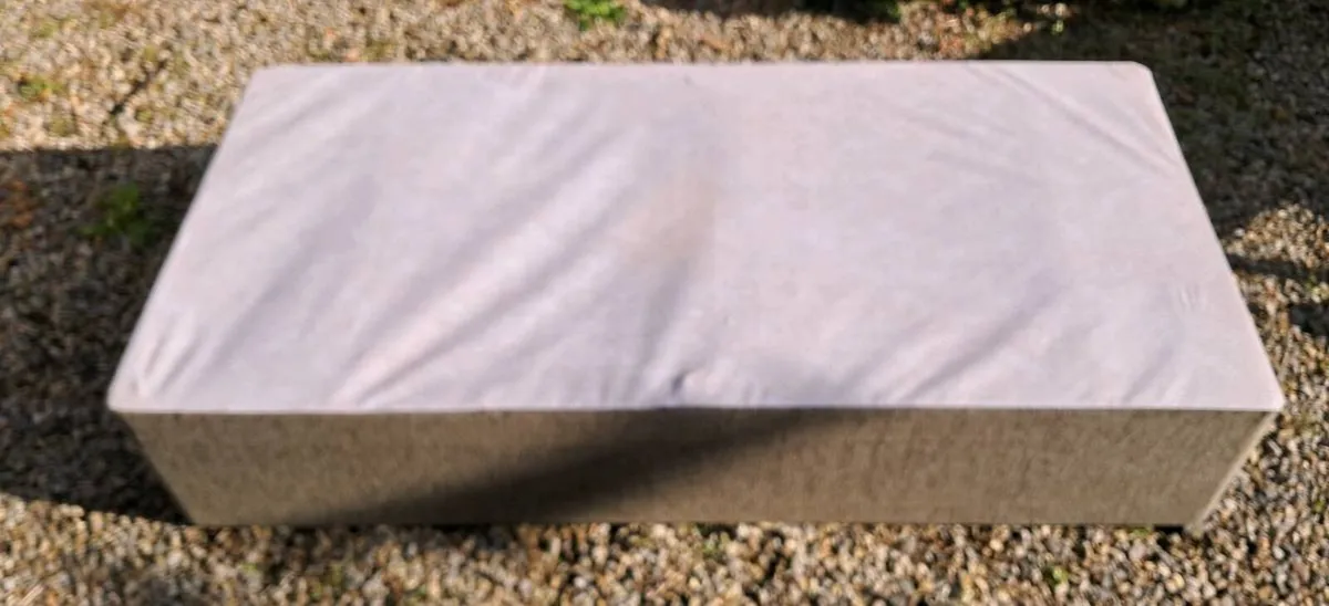 Single divan Bed base,  h'board opt's available - Image 1