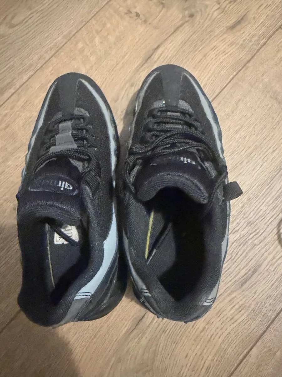 3x Nike Air Max Juniors Size 4 - Image 1