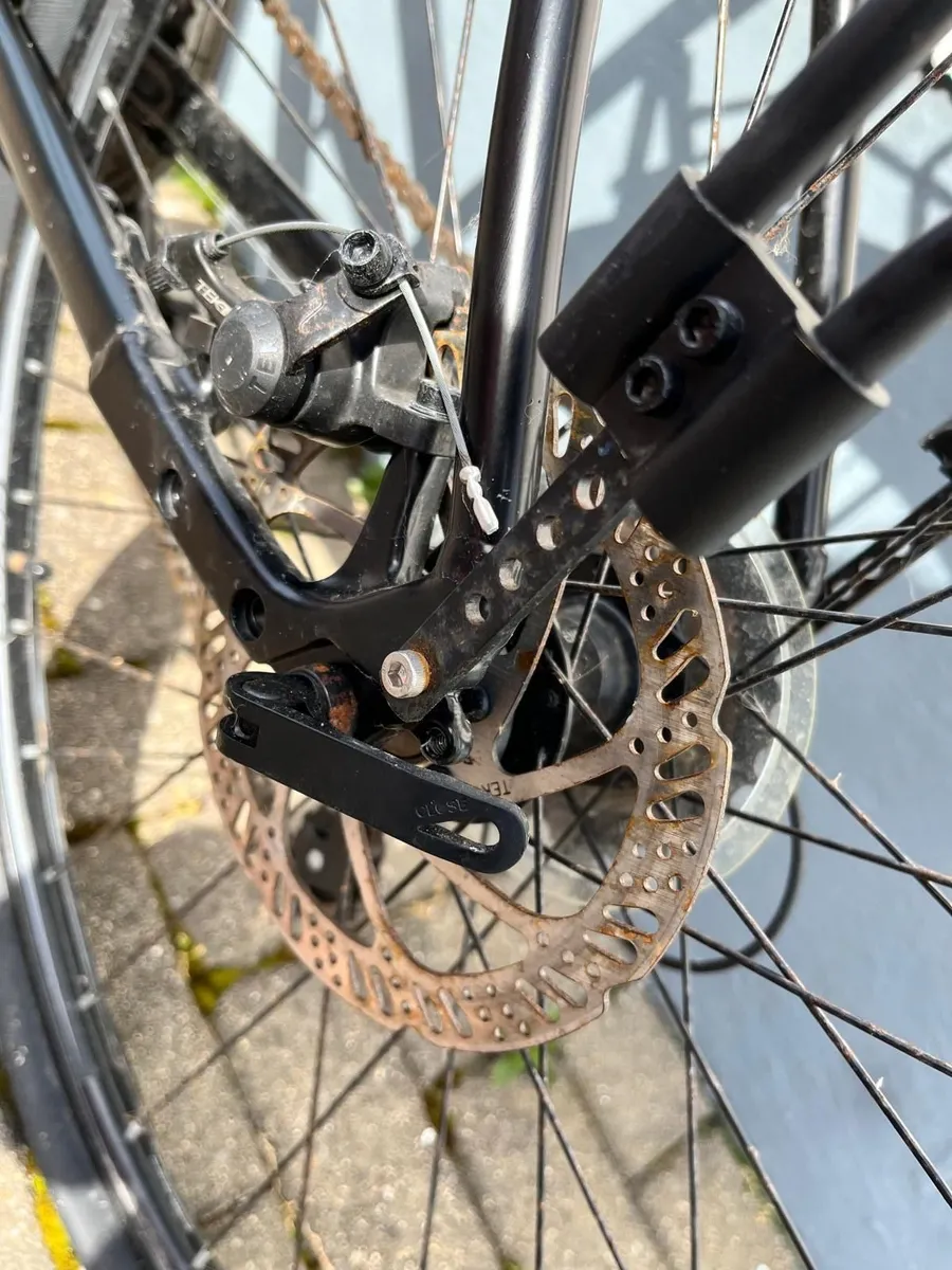 Road Bike - Image 2