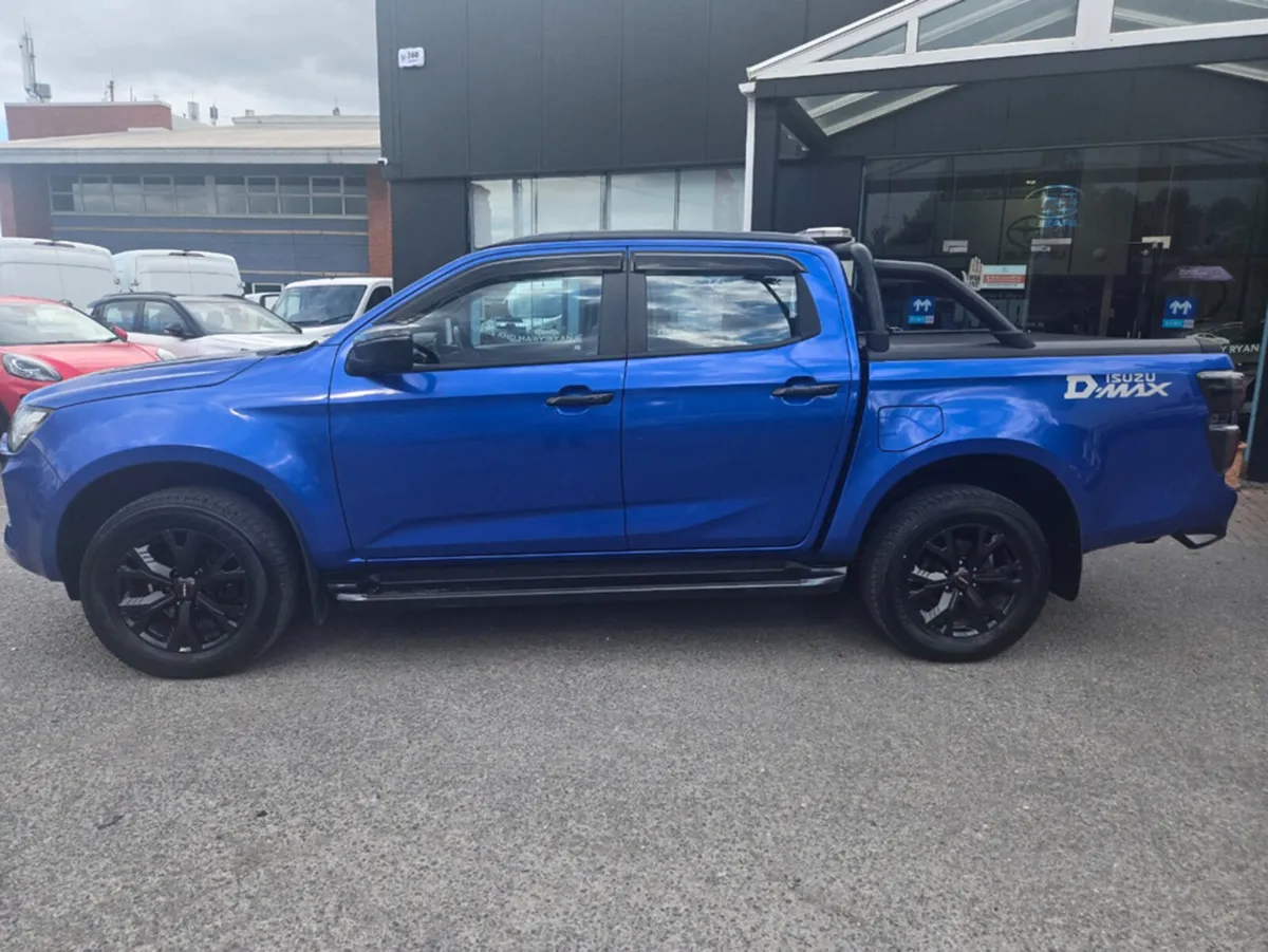 Isuzu D-Max LX DOUBLE CAB 4DR AUTO - Image 2