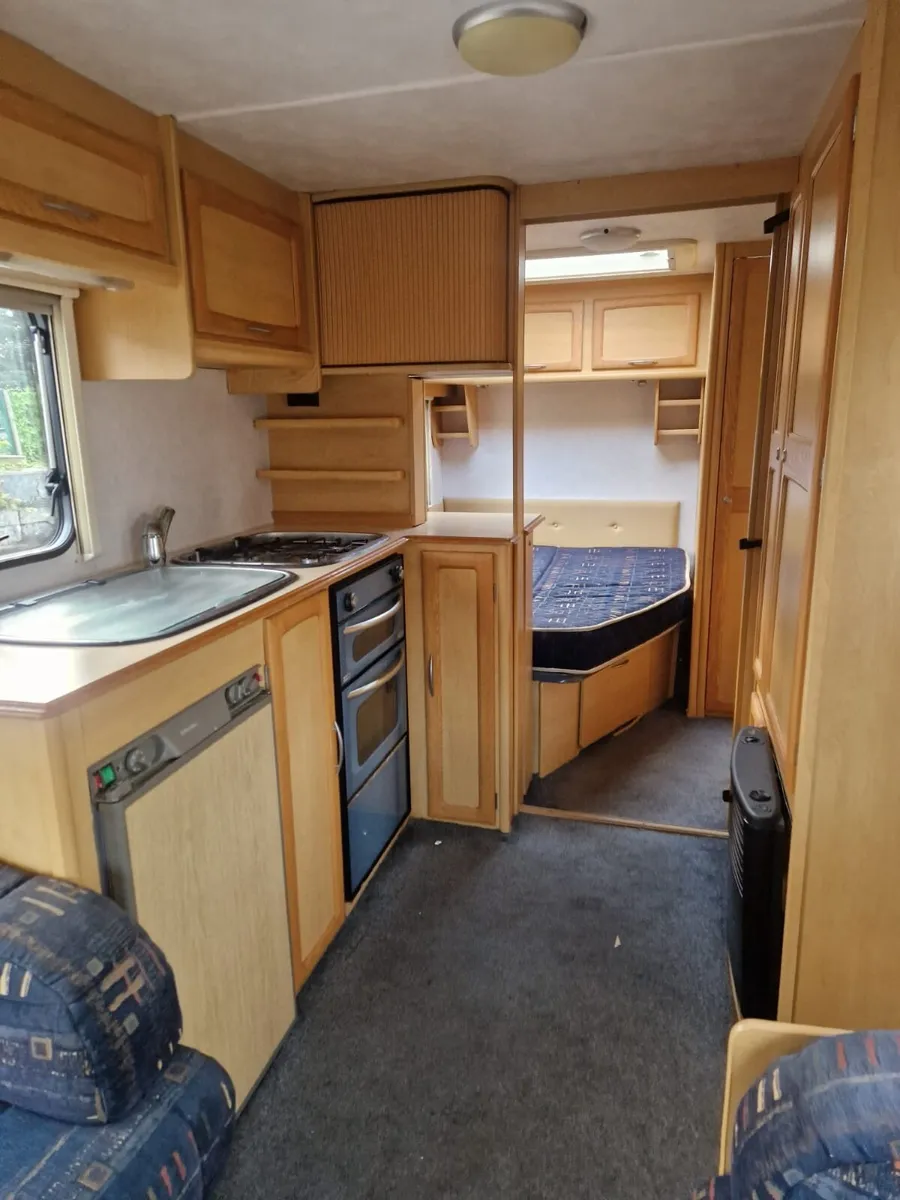 Elddis fixed bed caravan - Image 2