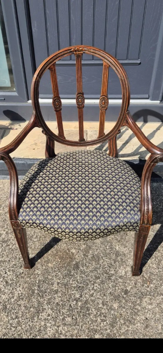 Antique chair - Image 3