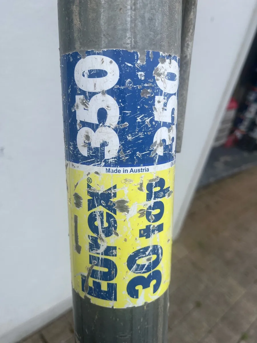 3 doka acros for sale - Image 3