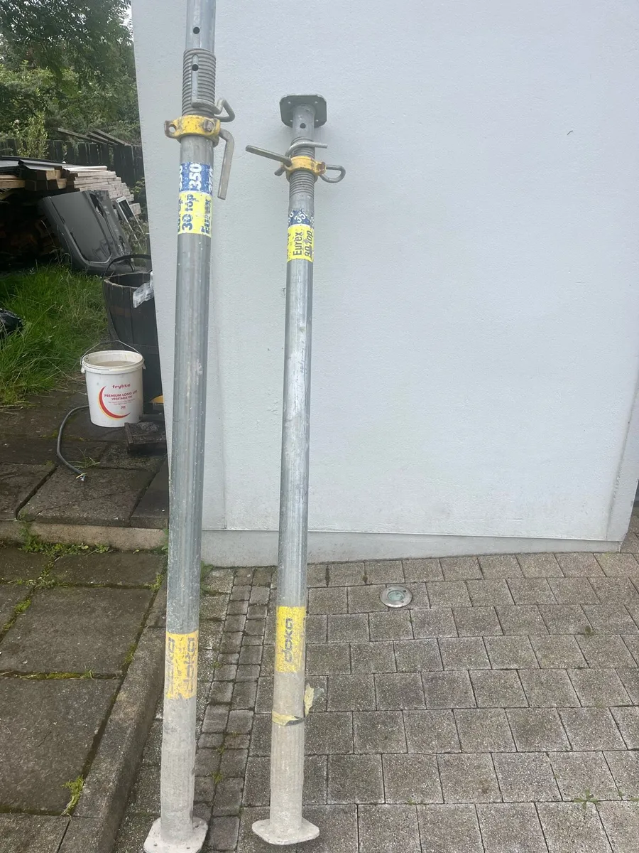 3 doka acros for sale - Image 1