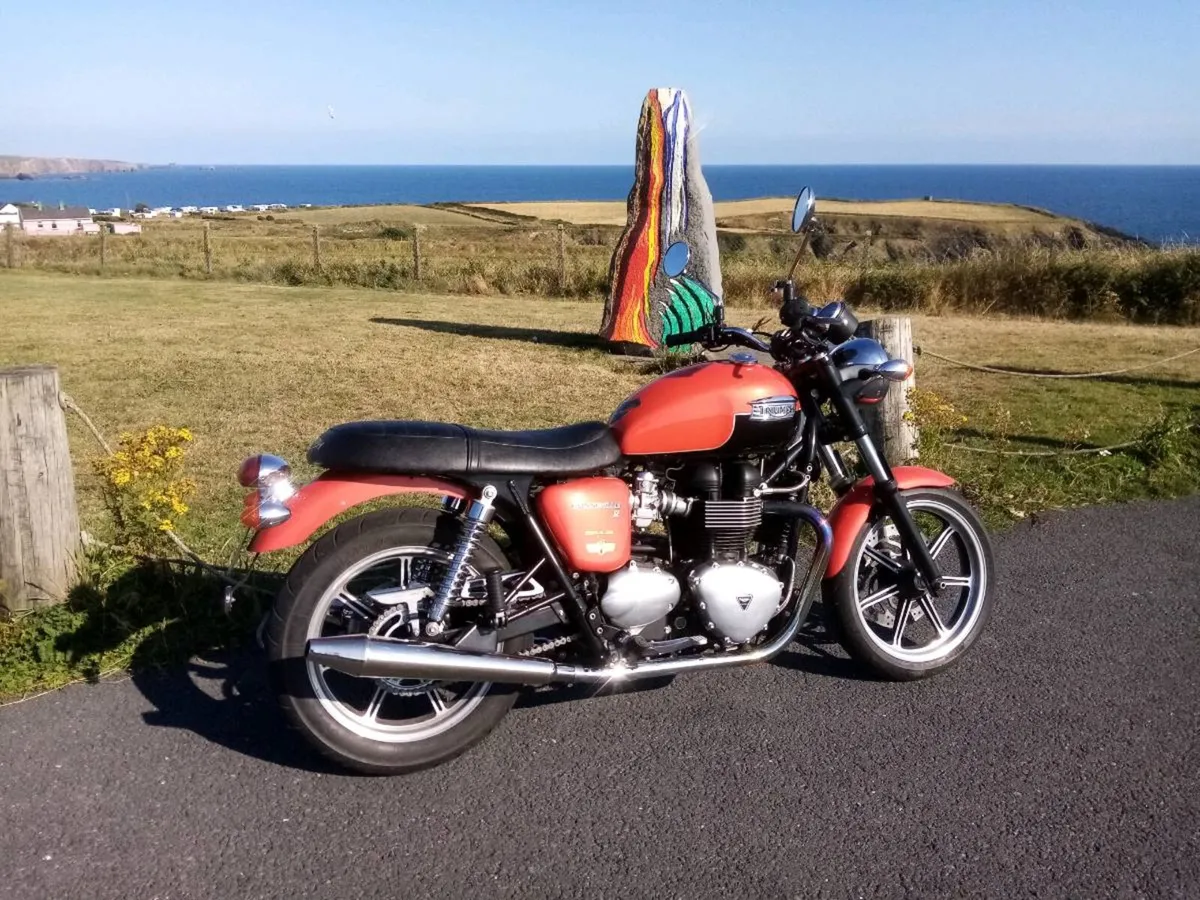 Mint triumph bonneville 5k mls  A2 Friendly! - Image 2