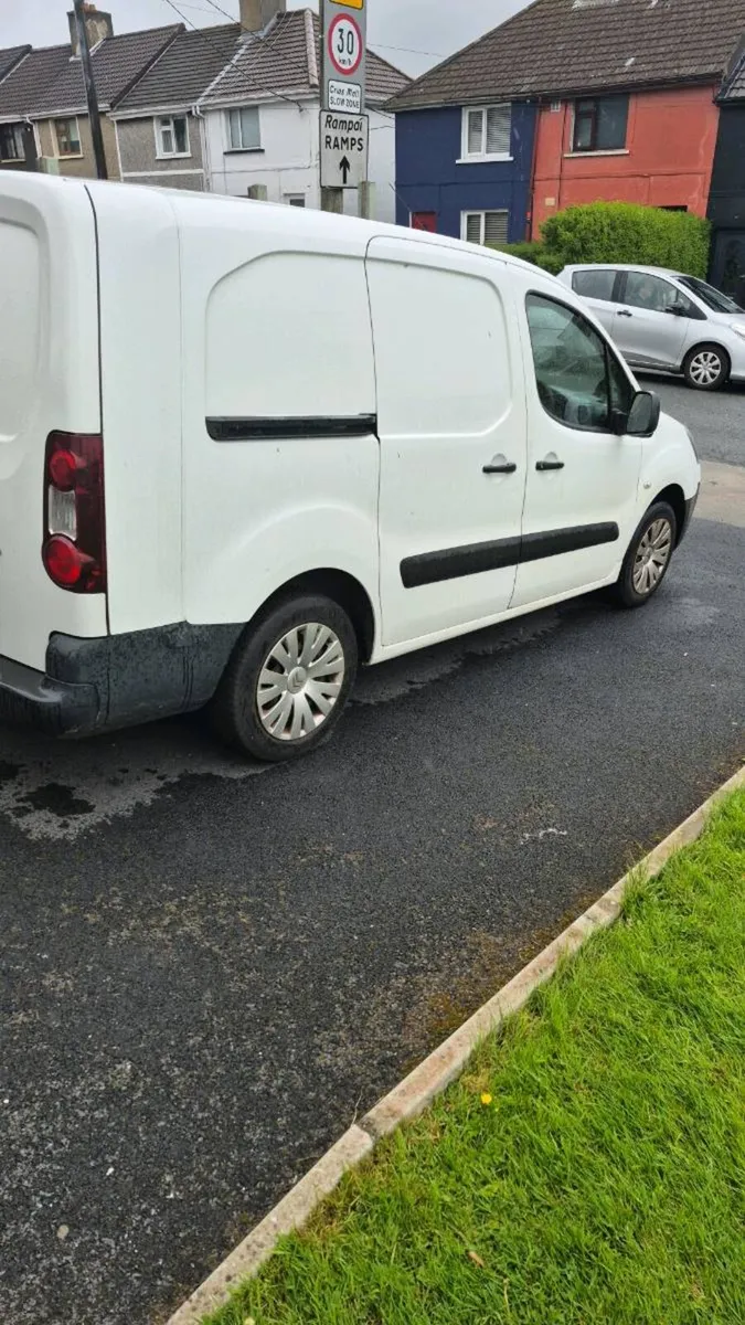 Citroen berlingo crewcab - Image 1
