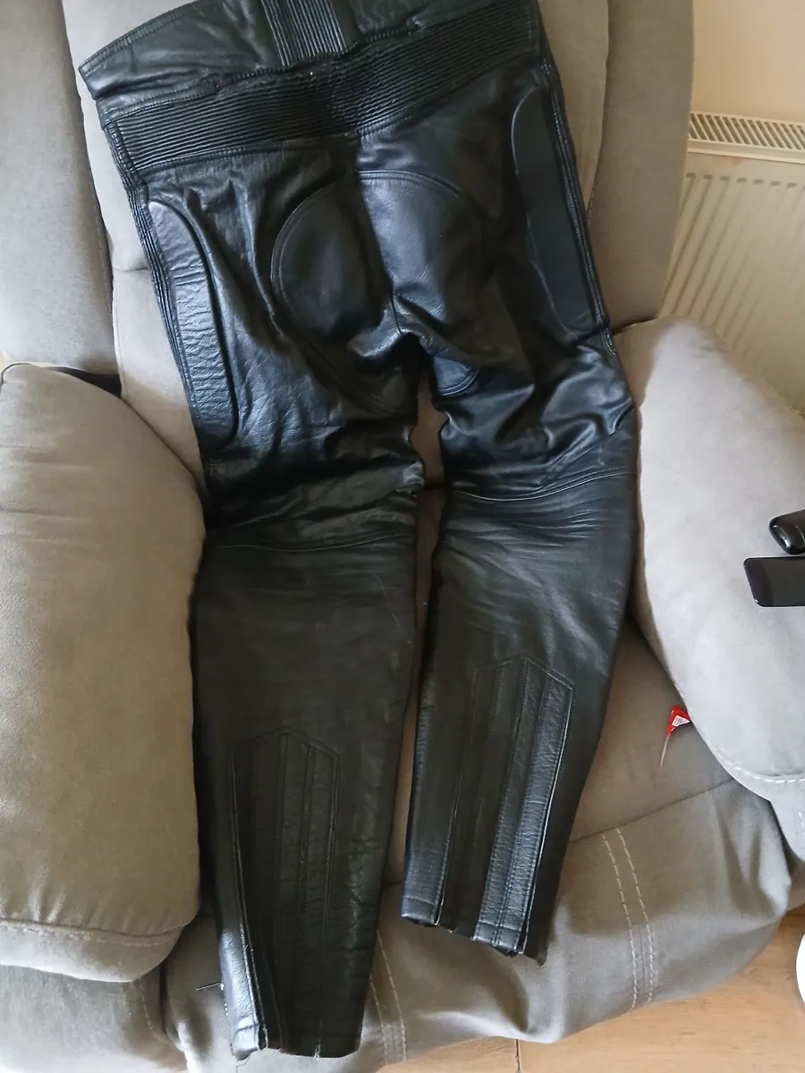 Leather pance - Image 1