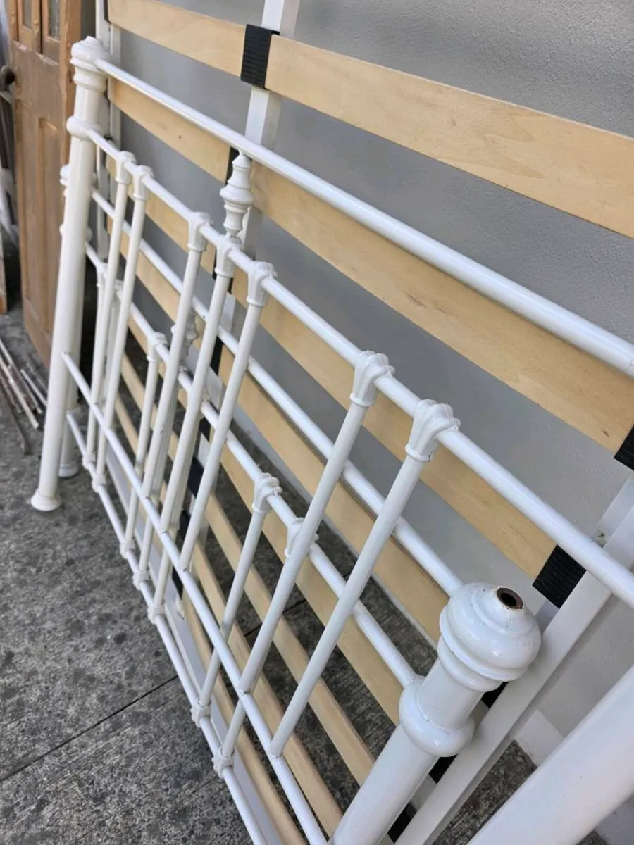 Bed frames to go - Image 3