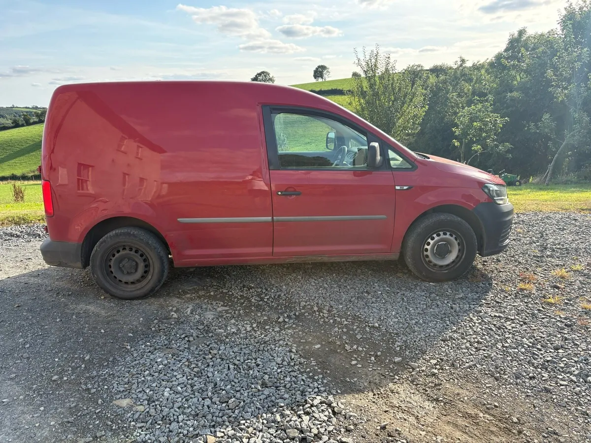 VW Caddy van - Image 2