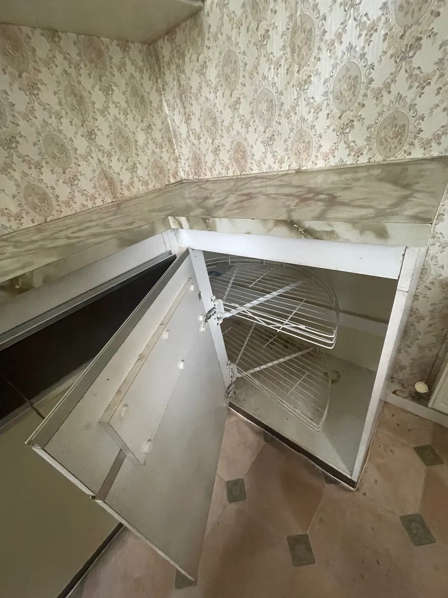 Kitchen - Image 3