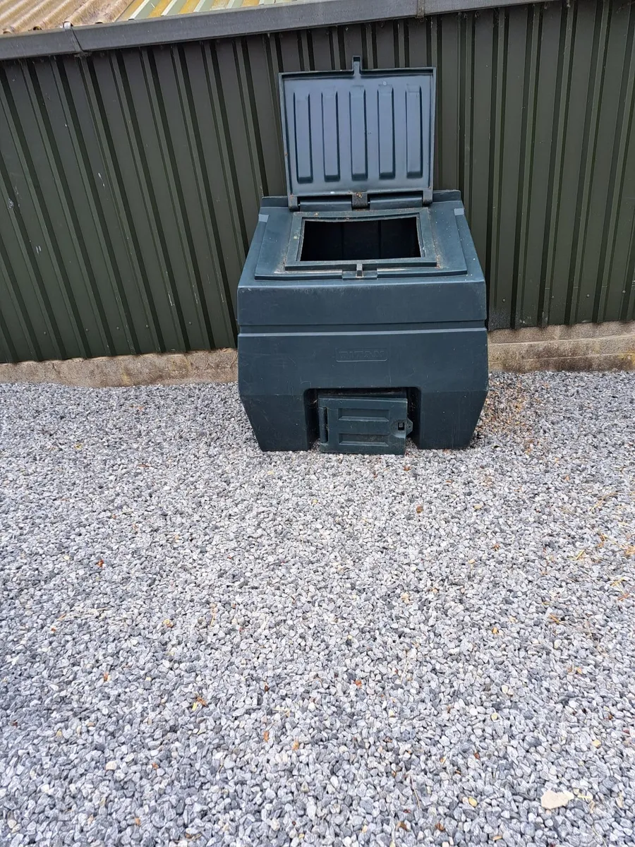Fuel storage - Image 2