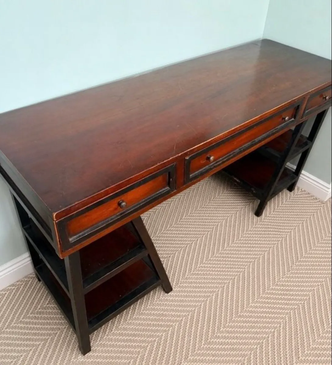 Desk - Image 2