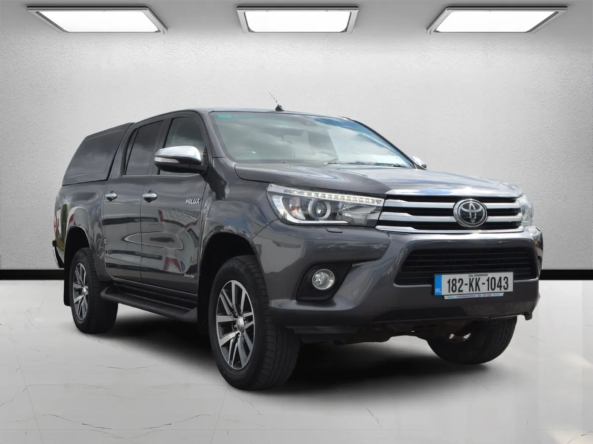 Toyota Hilux Invincible auto with canopy - Image 1