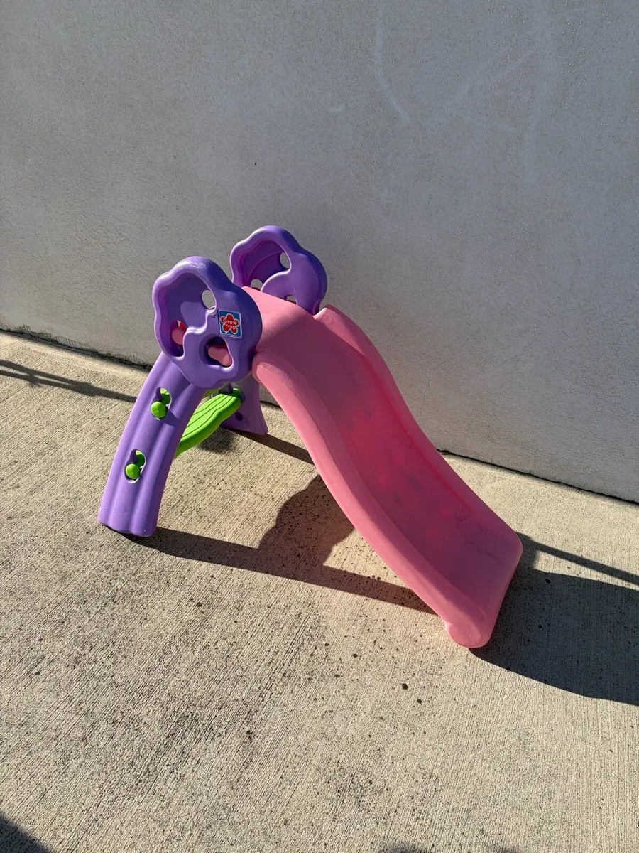 Pink slide - Image 1