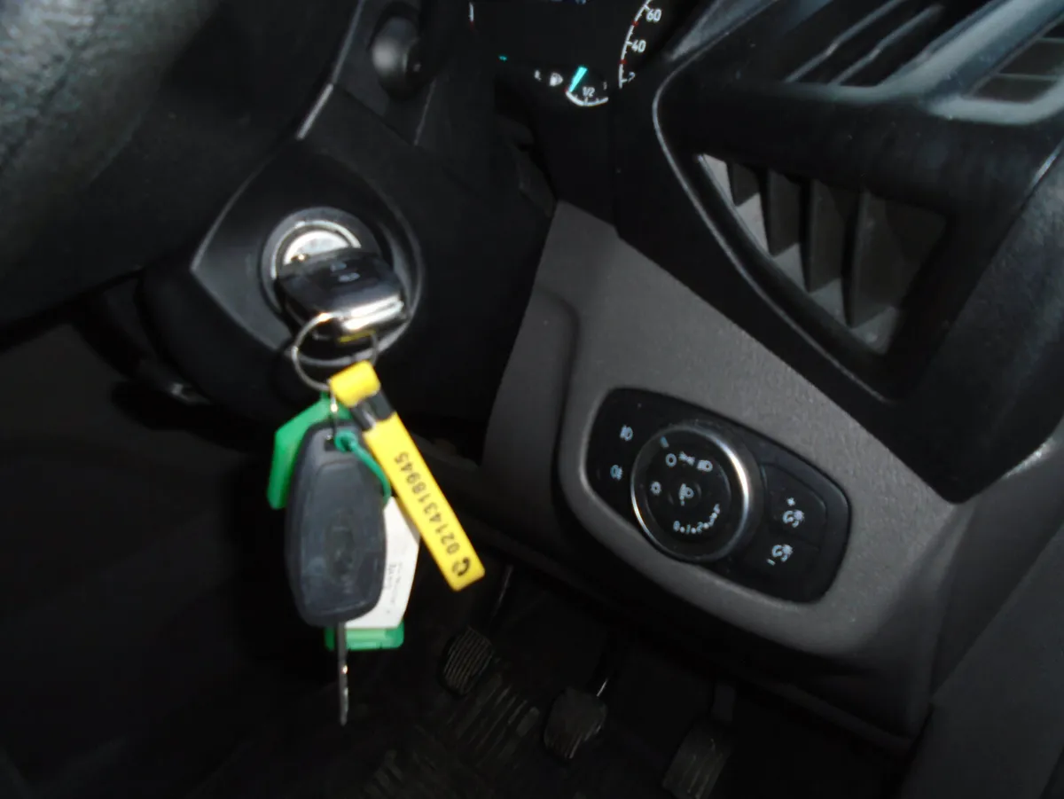 Ford Transit Connect  One Owner Total Price 18500 - Image 4