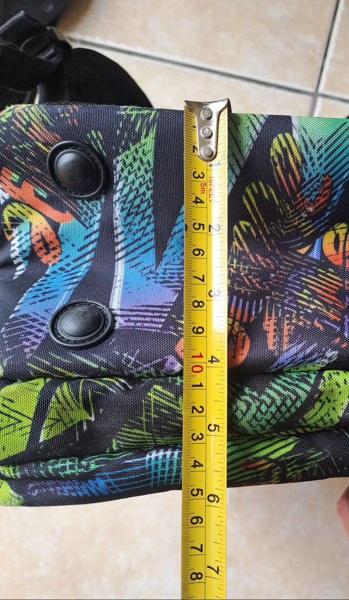 School backpack - Image 4