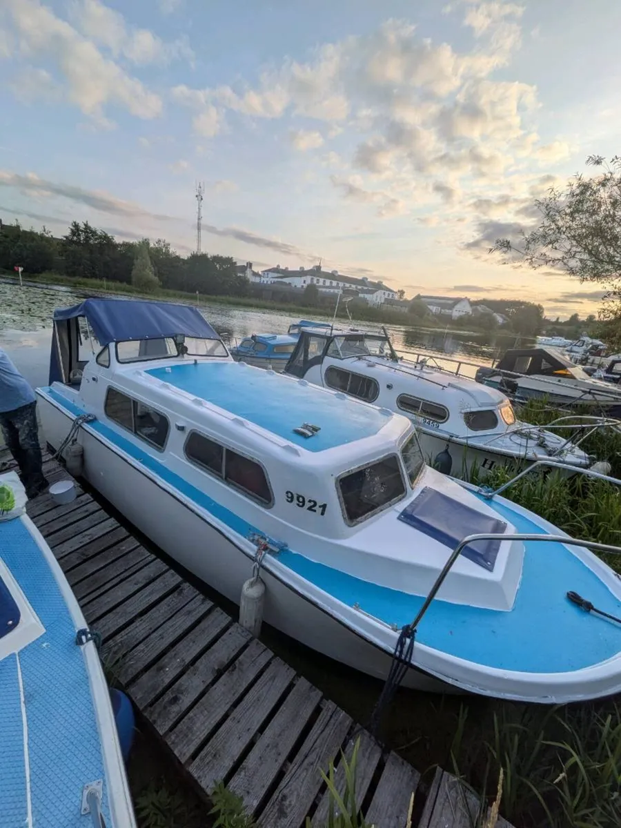 Norman 23 Boat - Image 1