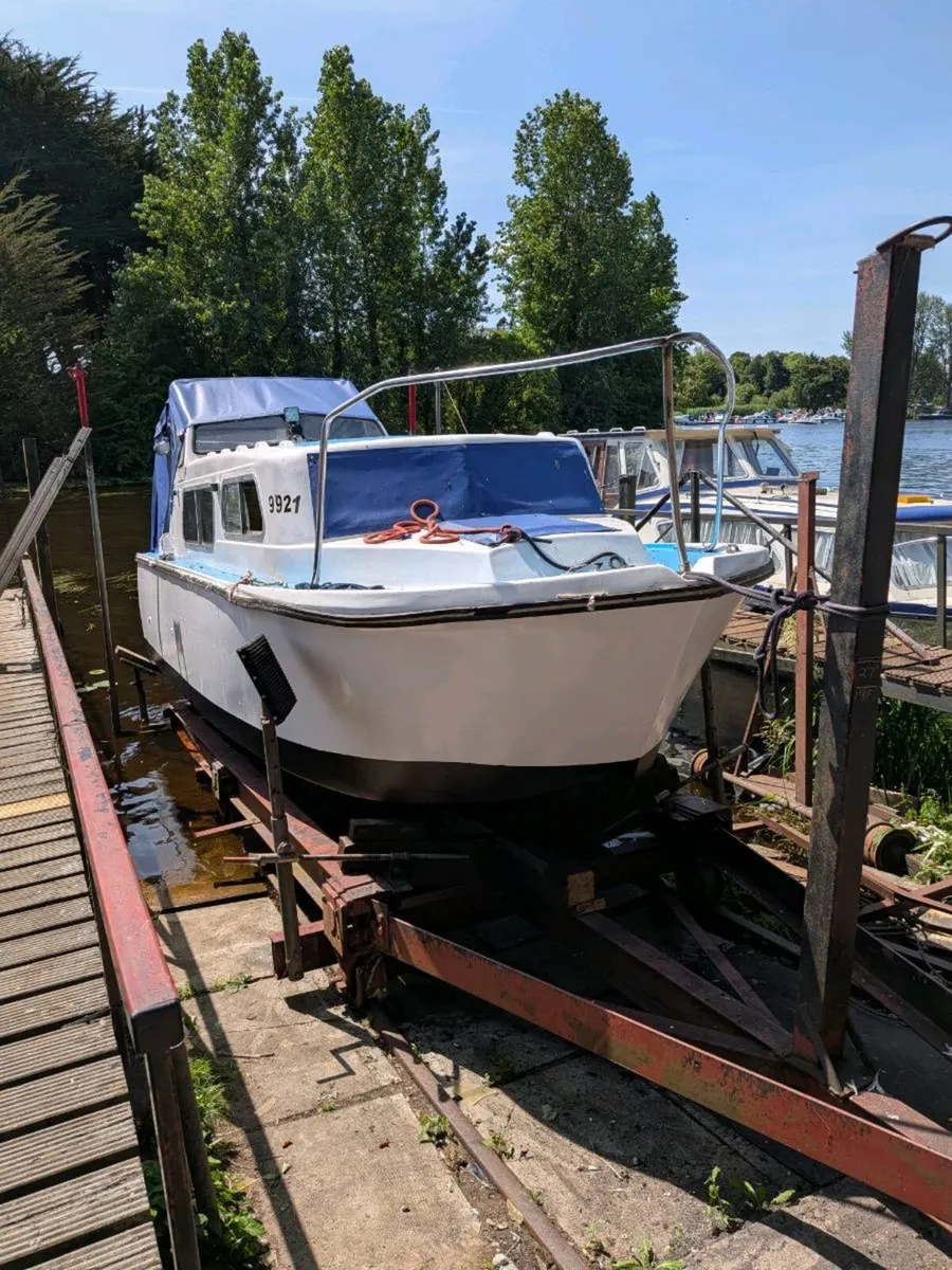 Norman 23 Boat - Image 4