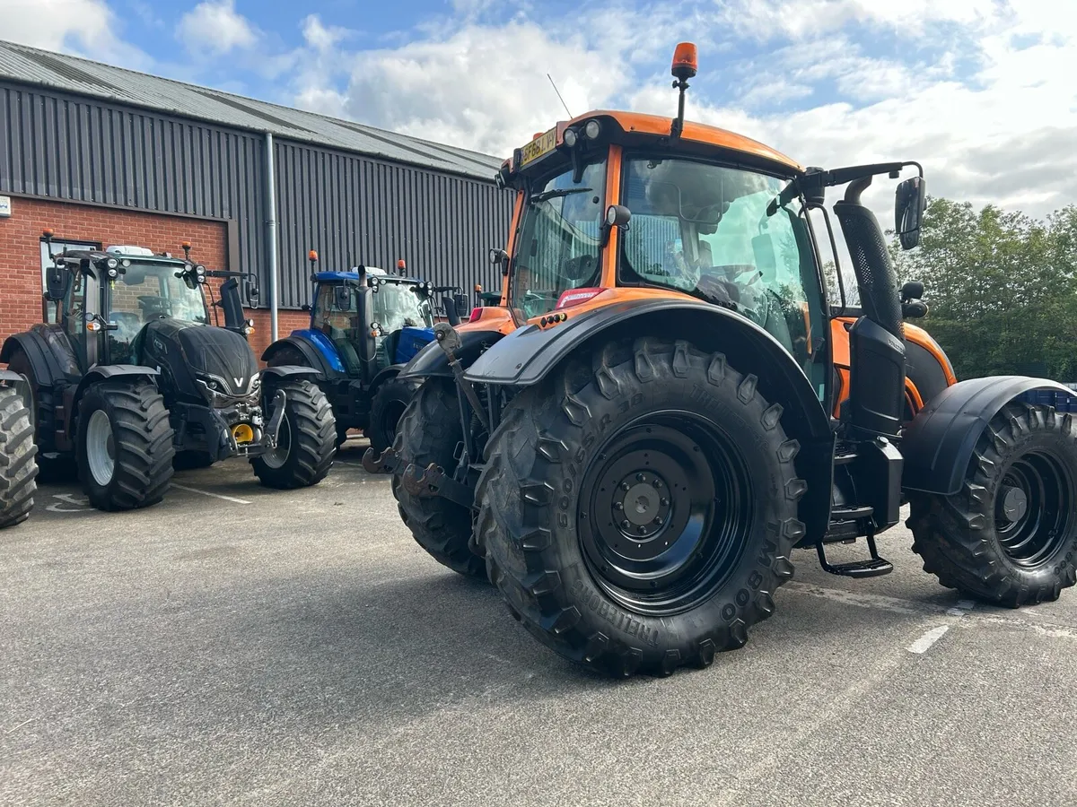 2018 valtra n134 - Image 4