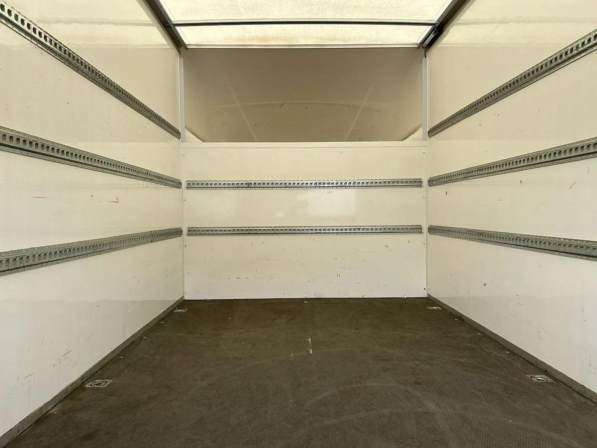 2023 Mercedes-Benz Sprinter Luton Box Van - Image 2