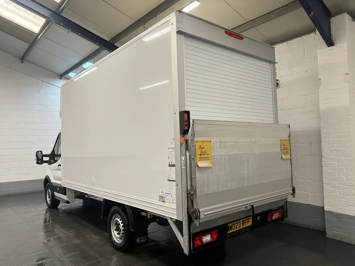 2023 Ford Transit Luton Box Van - Image 4
